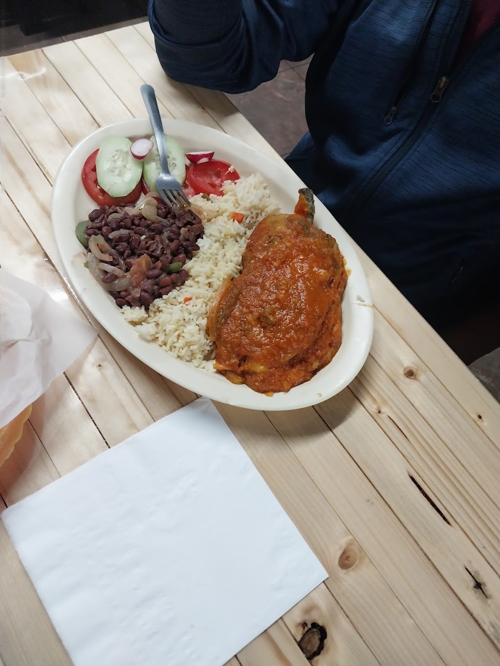 Torogoz | restaurant | 6440 W 43rd St Suite 8, Houston, TX 77092, USA | 7136885993 OR +1 713-688-5993