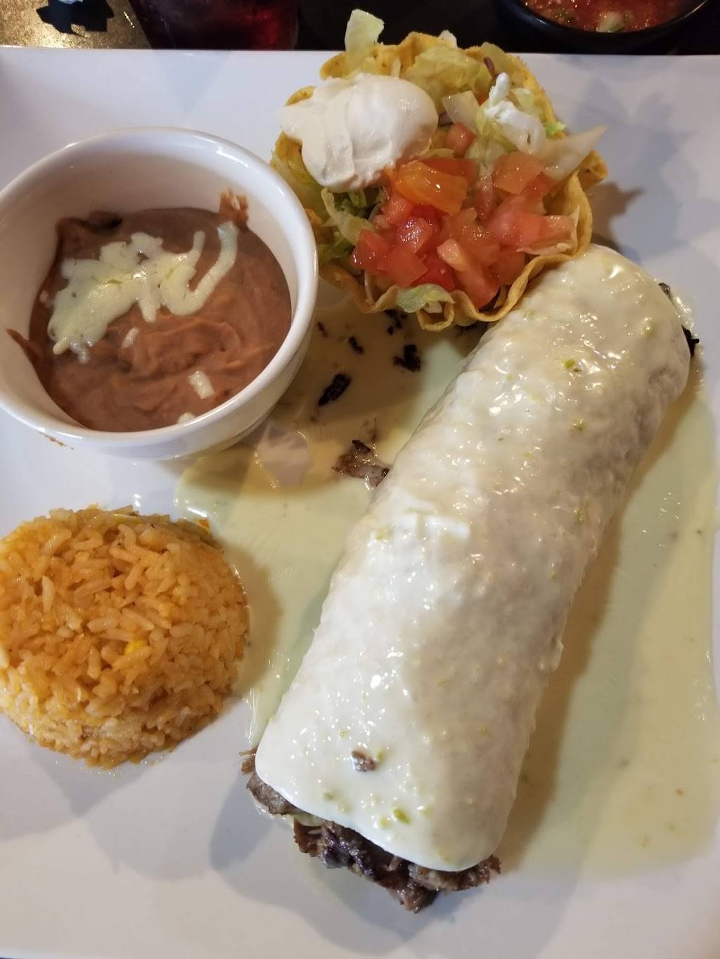 La Cocina de Mama | restaurant | 535 Main St, Shelbyville, KY 40065, USA | 5026331114 OR +1 502-633-1114