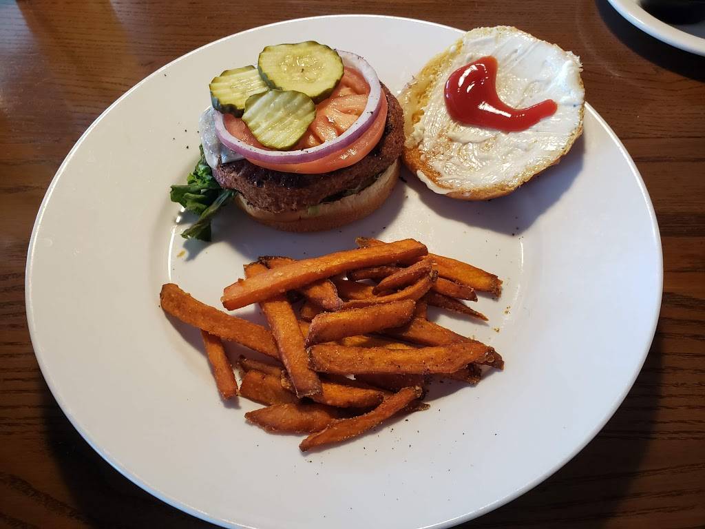 TGI Fridays | restaurant | 1334 Bernath, Toledo, OH 43615, USA | 4198661798 OR +1 419-866-1798