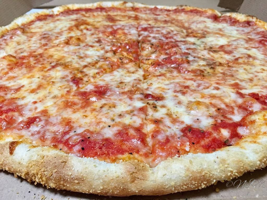 Broadway Pizza | restaurant | 534 86th St, Brooklyn, NY 11209, USA | 7183018745 OR +1 718-301-8745