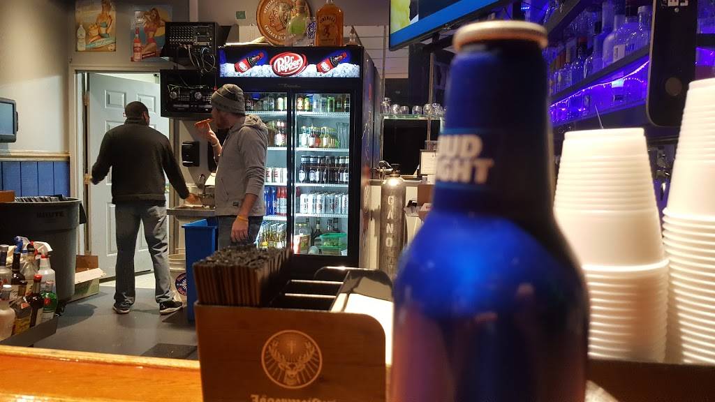 Panther Paw Bar & Grill | restaurant | 1412 4th St, Charleston, IL 61920, USA | 2173457849 OR +1 217-345-7849