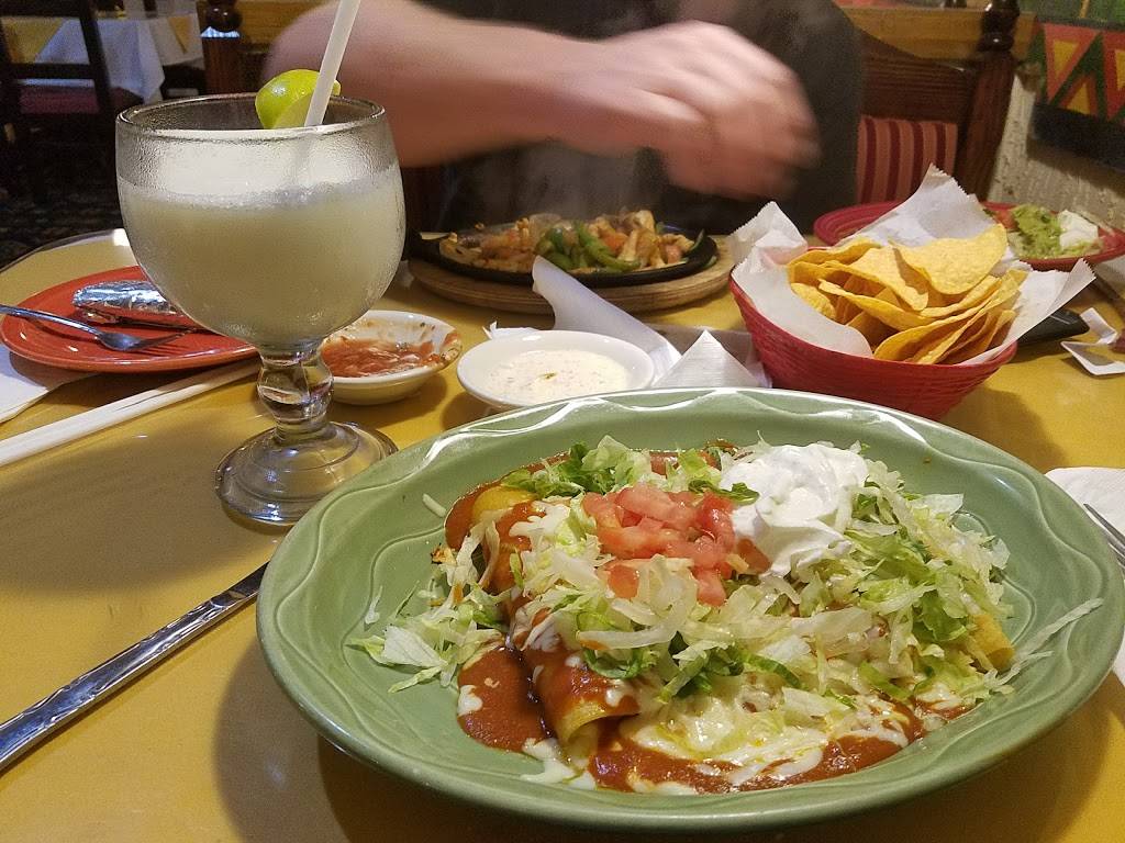 MI Hacienda Mexican Restaurant | restaurant | 8250 Midlothian Turnpike, Richmond, VA 23235, USA | 8045606994 OR +1 804-560-6994