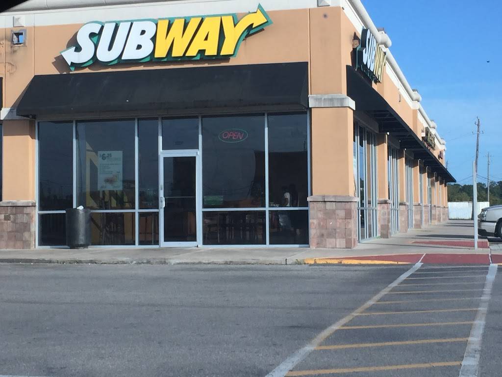 Subway Restaurants | restaurant | 3329 Telephone Rd, Houston, TX 77023, USA | 7139217770 OR +1 713-921-7770