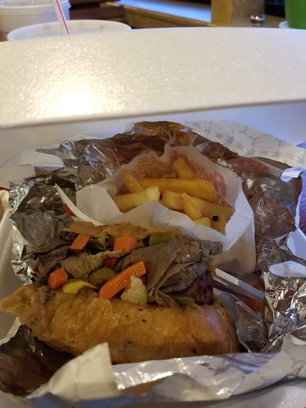 Johnnys Place | restaurant | 20 W Golf Rd, Des Plaines, IL 60016, USA | 8477492100 OR +1 847-749-2100