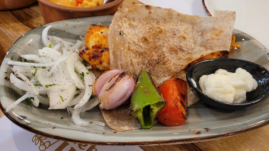 Lebnani house | restaurant | 5051 S 27th St, Milwaukee, WI 53221, USA | 4144888033 OR +1 414-488-8033