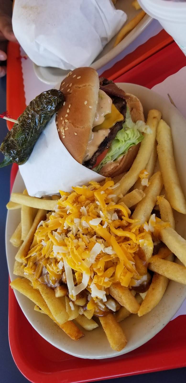 Bravos Char Burgers Bakersfield | restaurant | 701 Chester Ave, Bakersfield, CA 93301, USA | 6613255586 OR +1 661-325-5586