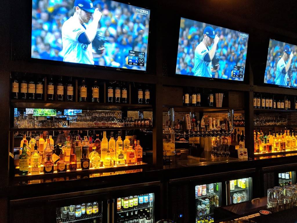 Legends Grill and Bar | restaurant | 6320 IL-53, Woodridge, IL 60517, USA | 6305413221 OR +1 630-541-3221