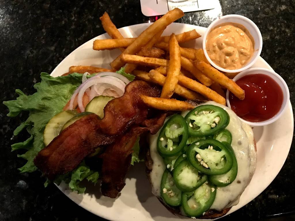 The Canyon Grill and Alehouse | restaurant | 9580 Oak Ave Pkwy, Folsom, CA 95630, USA | 9169878700 OR +1 916-987-8700