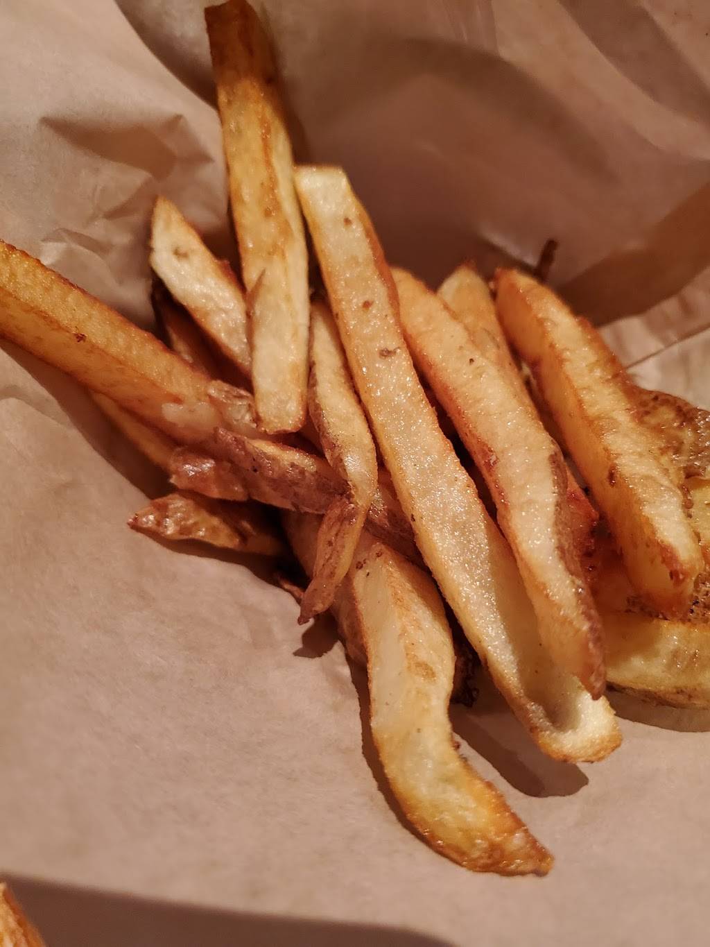 The Banshee | restaurant | 934 Dorchester Ave, Boston, MA 02125, USA | 6174369747 OR +1 617-436-9747