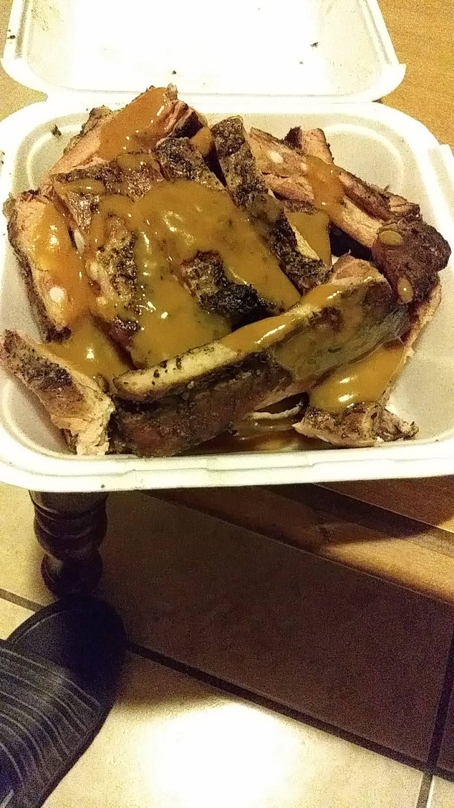 Boomerang Bbq & Bistro | restaurant | 4081 Columbia St, Orlando, FL 32811, USA | 4074133643 OR +1 407-413-3643