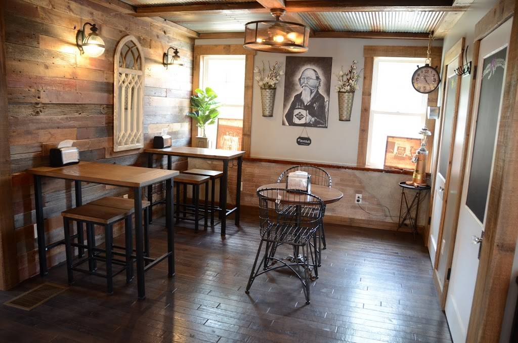 Krans Kafe | cafe | 401 N Bishop Hill St, Bishop Hill, IL 61419, USA | 3099273136 OR +1 309-927-3136