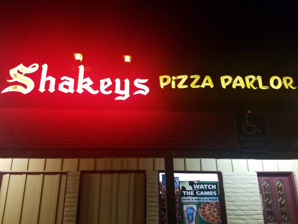 Shakeys Pizza Parlor | restaurant | 5639 Holt Blvd, Montclair, CA 91763, USA | 9099885431 OR +1 909-988-5431
