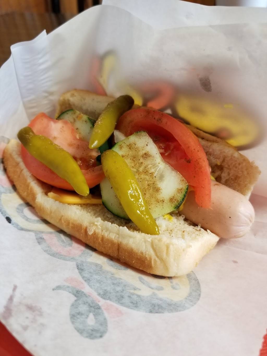 Boz Hot Dogs | meal takeaway | 1824 N Division St, Morris, IL 60450, USA | 8159424001 OR +1 815-942-4001