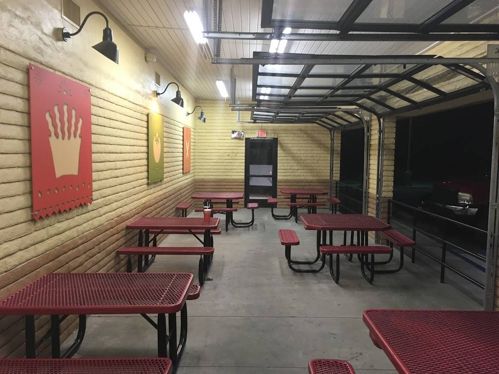 Del Taco | meal takeaway | 72636 Twentynine Palms Highway, Twentynine Palms, CA 92277, USA | 7603679366 OR +1 760-367-9366