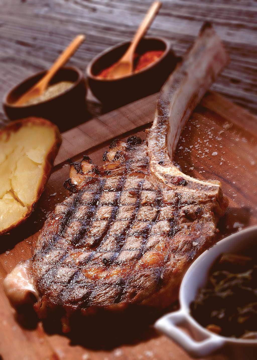 Nusr-Et Steakhouse | restaurant | 999 Brickell Ave, Miami, FL 33131, USA | 3054159990 OR +1 305-415-9990