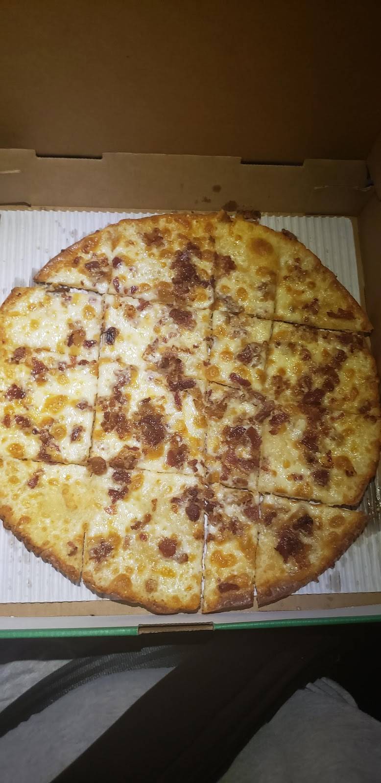 Marcos Pizza | meal delivery | 1767 Wilma Rudolph Blvd, Clarksville, TN 37040, USA | 9312786077 OR +1 931-278-6077