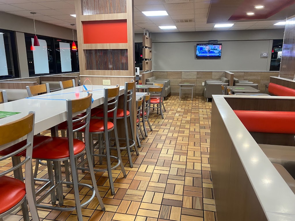 Burger King | restaurant | 2306 N Arkansas Ave, Russellville, AR 72802, USA | 4799685755 OR +1 479-968-5755