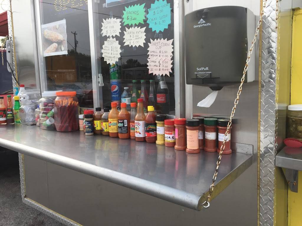 HECTORS CORN AND CANDY | restaurant | 3603 SW Military Dr, San Antonio, TX 78211, USA | 3236807629 OR +1 323-680-7629