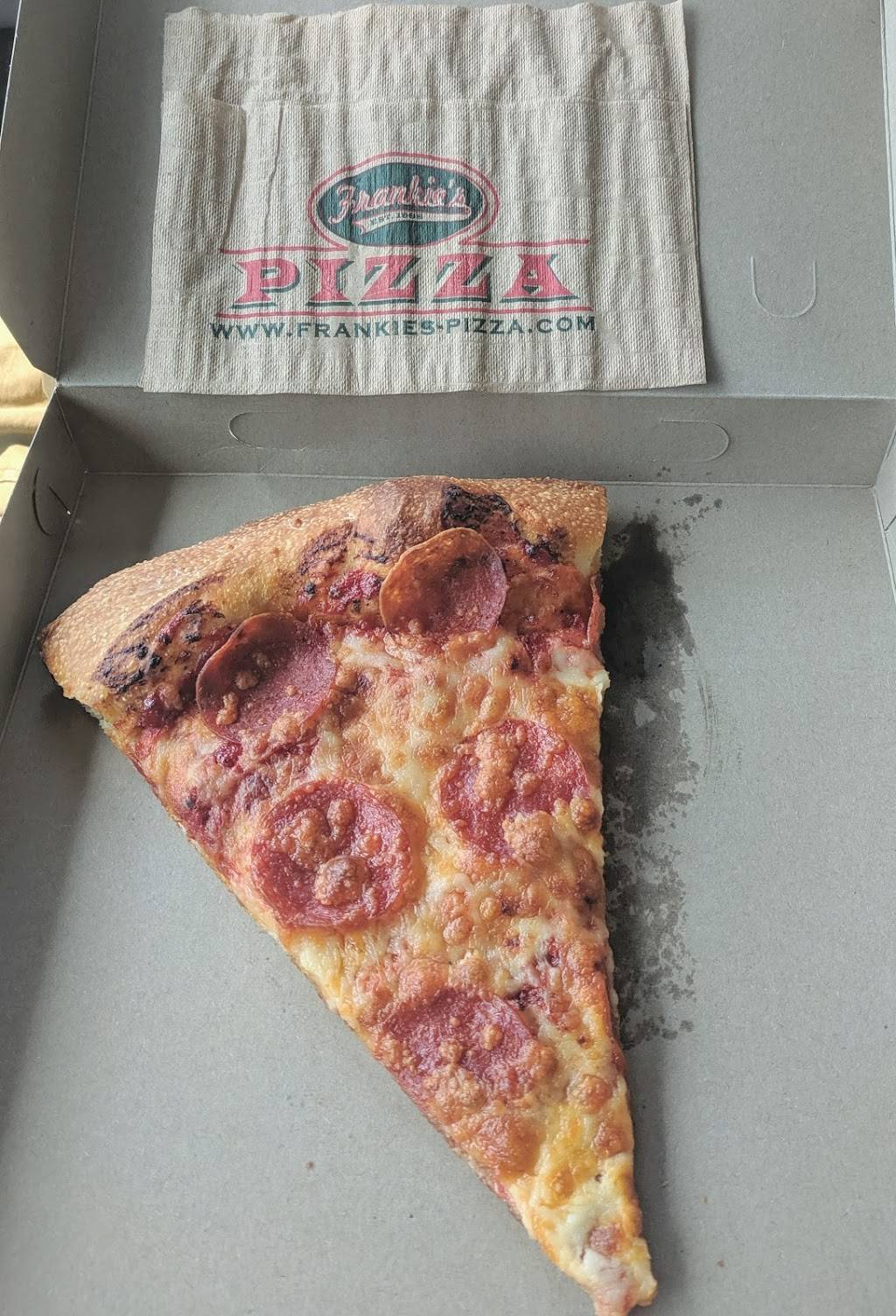 Frankies Pizza | meal delivery | 1420 NW Gilman Blvd, Issaquah, WA 98027, USA | 4254276737 OR +1 425-427-6737