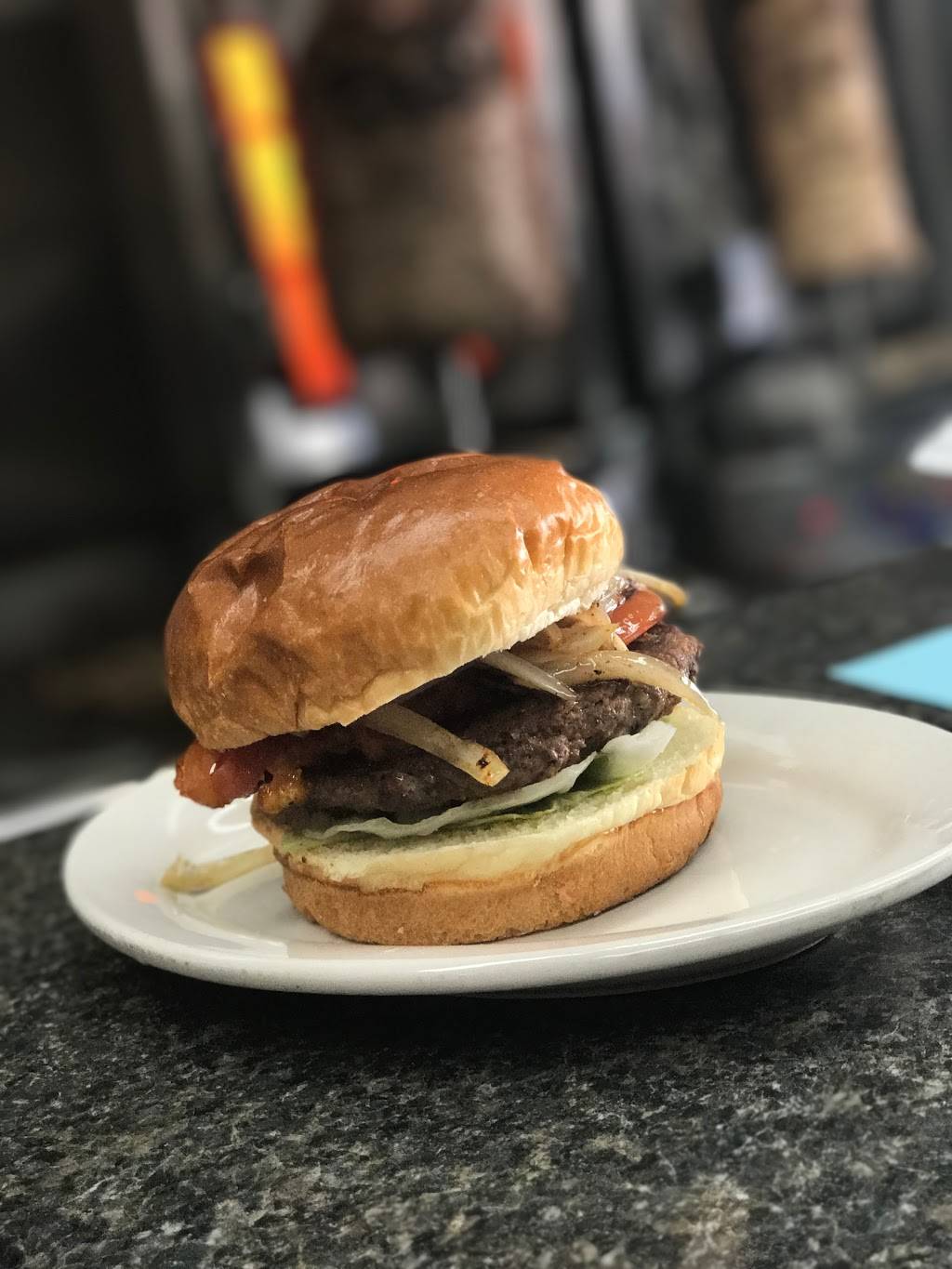 Mr. Falafel | restaurant | 6404 N California Ave, Chicago, IL 60645, USA | 7733386666 OR +1 773-338-6666