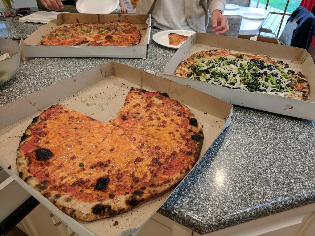 Olde World Apizza | restaurant | 1957 Whitney Ave, North Haven, CT 06473, USA | 2032878820 OR +1 203-287-8820