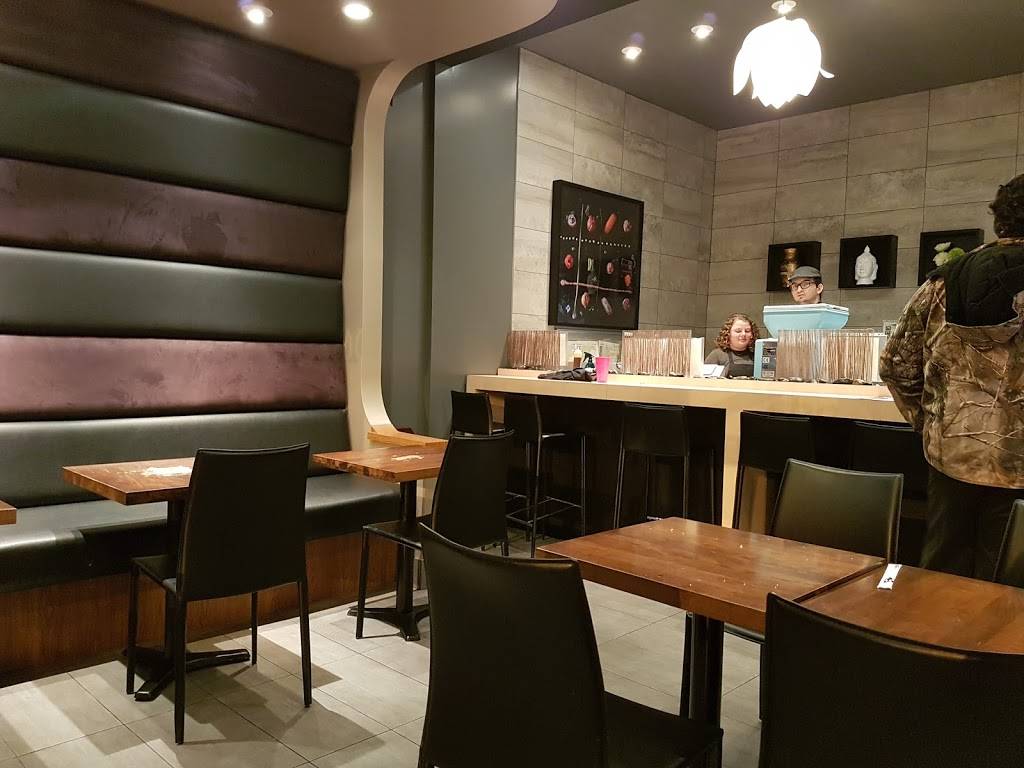 Sushi Shop | restaurant | 1221 Rue Charles Albanel, Québec, QC G1X 4Y5, Canada | 4188779494 OR +1 418-877-9494