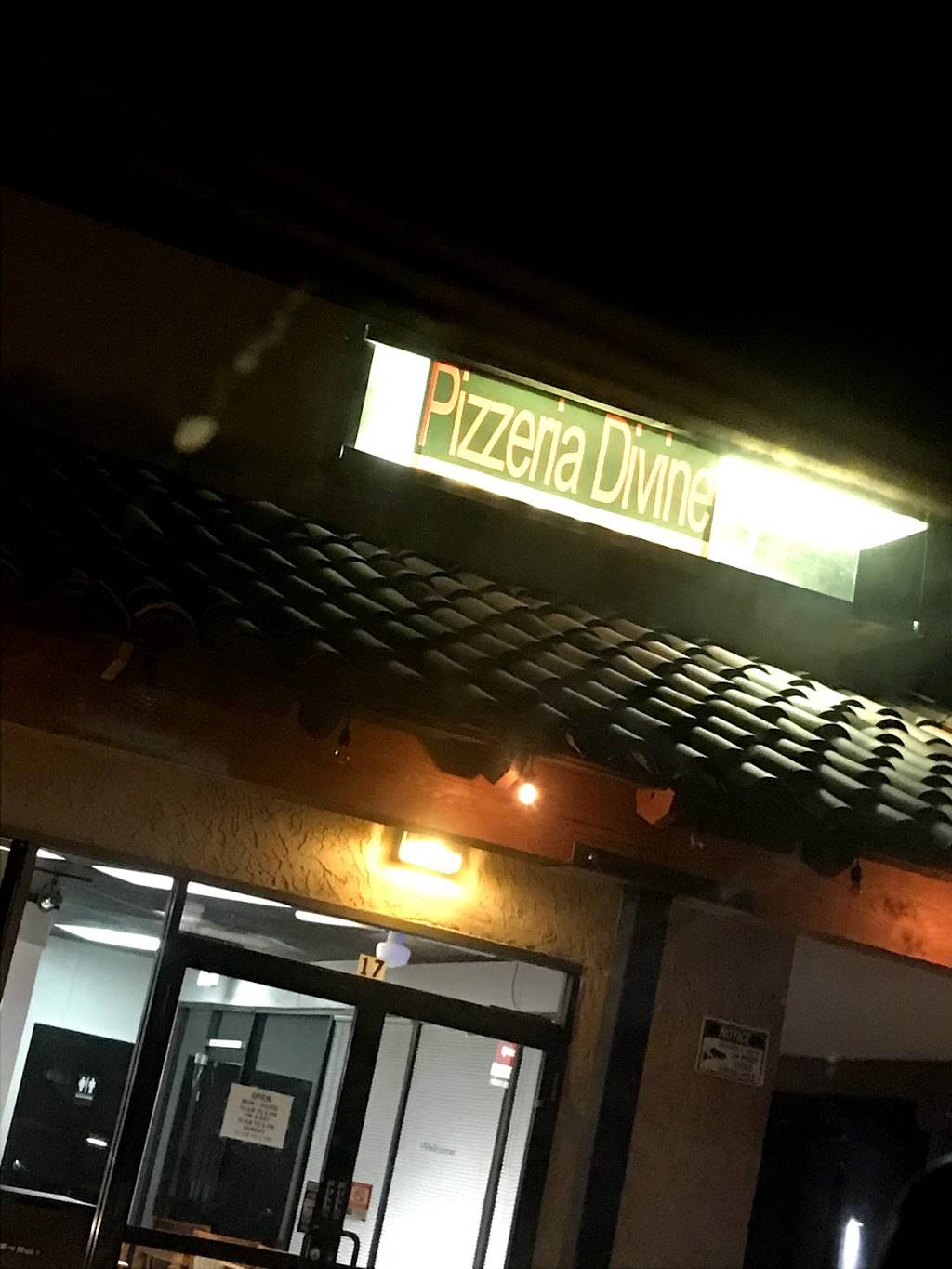 Pizzeria Divine | restaurant | 8525 Grand Ave #17, Peoria, AZ 85345, USA | 6239799233 OR +1 623-979-9233