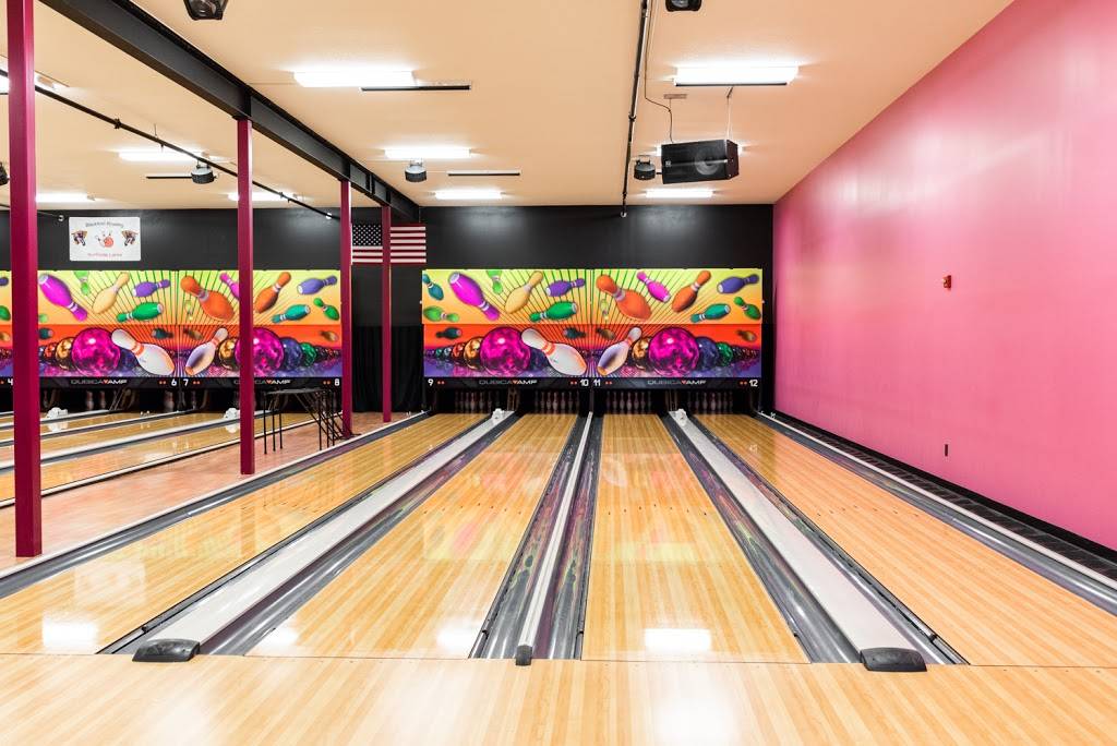 The Pickle Lounge and Northside Lanes | restaurant | 1776 Independence Parkway, Hartford City, IN 47348, USA | 7653474186 OR +1 765-347-4186