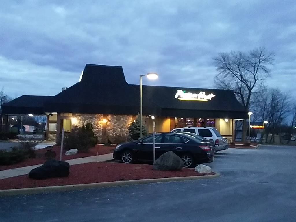 Pizza Hut | restaurant | 5251 Stelton Rd, South Plainfield, NJ 07080, USA | 7329857755 OR +1 732-985-7755