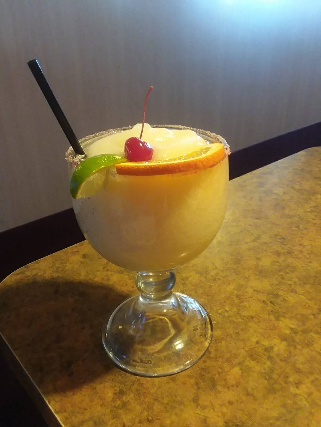 Los Domingos Mexican & Seafoods | restaurant | 15717 Main St, Hesperia, CA 92345, USA | 7609568882 OR +1 760-956-8882