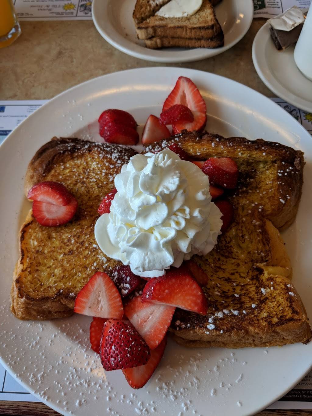 Lake Grove Diner | restaurant | 2211 Nesconset Hwy, Lake Grove, NY 11755, USA | 6314715370 OR +1 631-471-5370