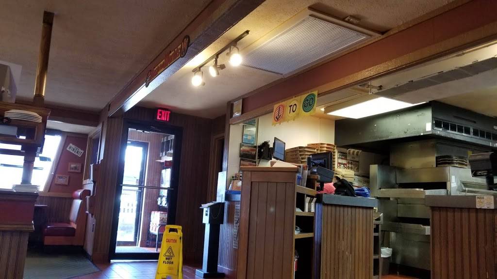 Pizza Hut | meal takeaway | 914 Berryville Ave, Winchester, VA 22601, USA | 5406650041 OR +1 540-665-0041