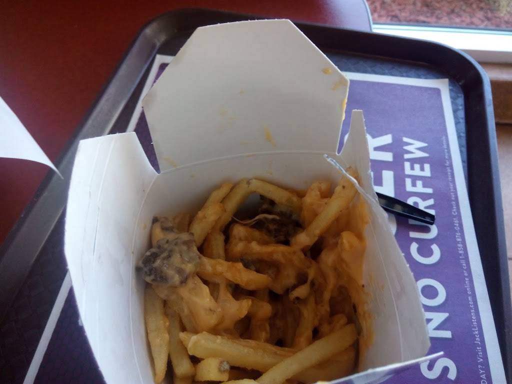 Jack in the Box | restaurant | 18525 Vía Princessa, Santa Clarita, CA 91387, USA | 6612510017 OR +1 661-251-0017