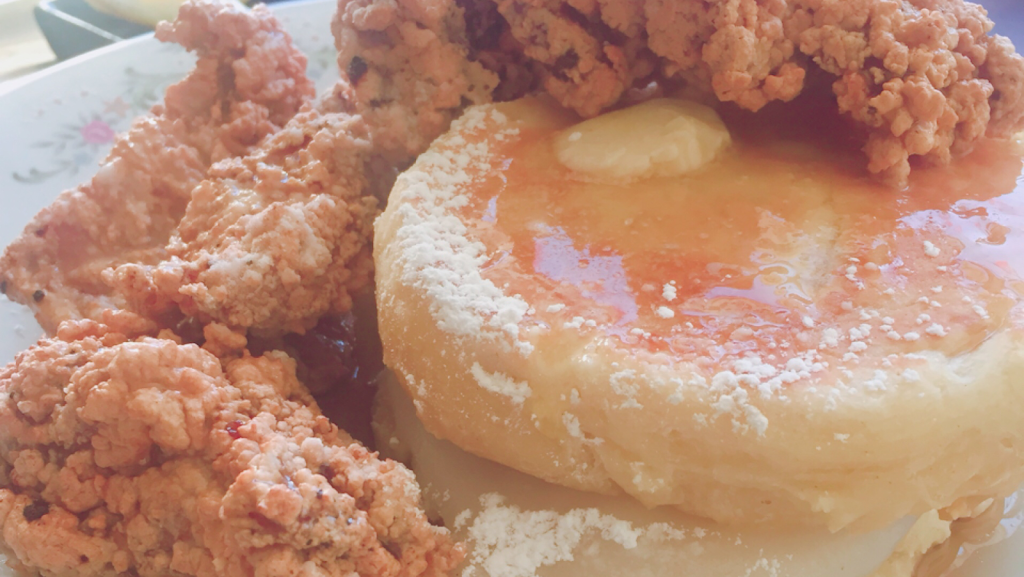 Isabellas Boutique Restaurant | restaurant | 2066 Queen St E, Toronto, ON M4E 1C9, Canada | 4166995050 OR +1 416-699-5050