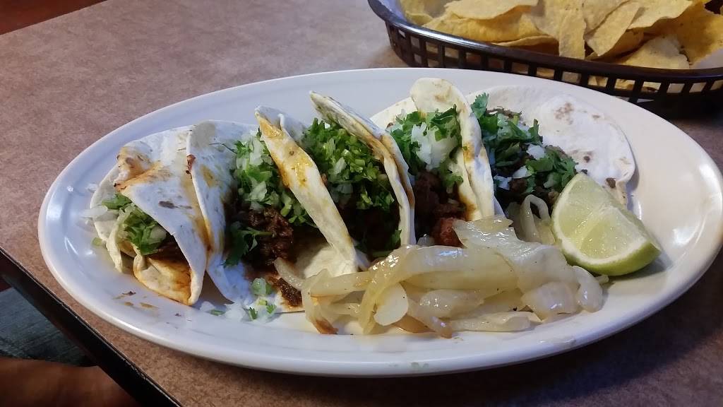 Los Paisanos | restaurant | 1446 N Main St, Fort Worth, TX 76164, USA | 8176258226 OR +1 817-625-8226