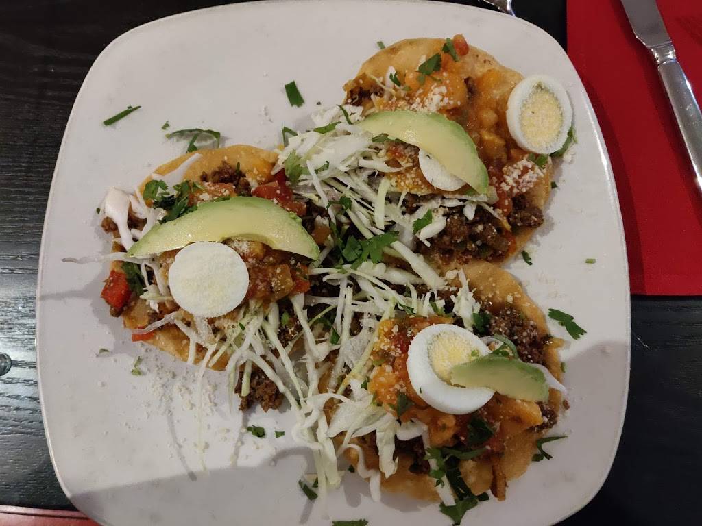 Papagallo Restaurant | restaurant | 87 Pleasant St, Attleboro, MA 02703, USA | 7742033532 OR +1 774-203-3532