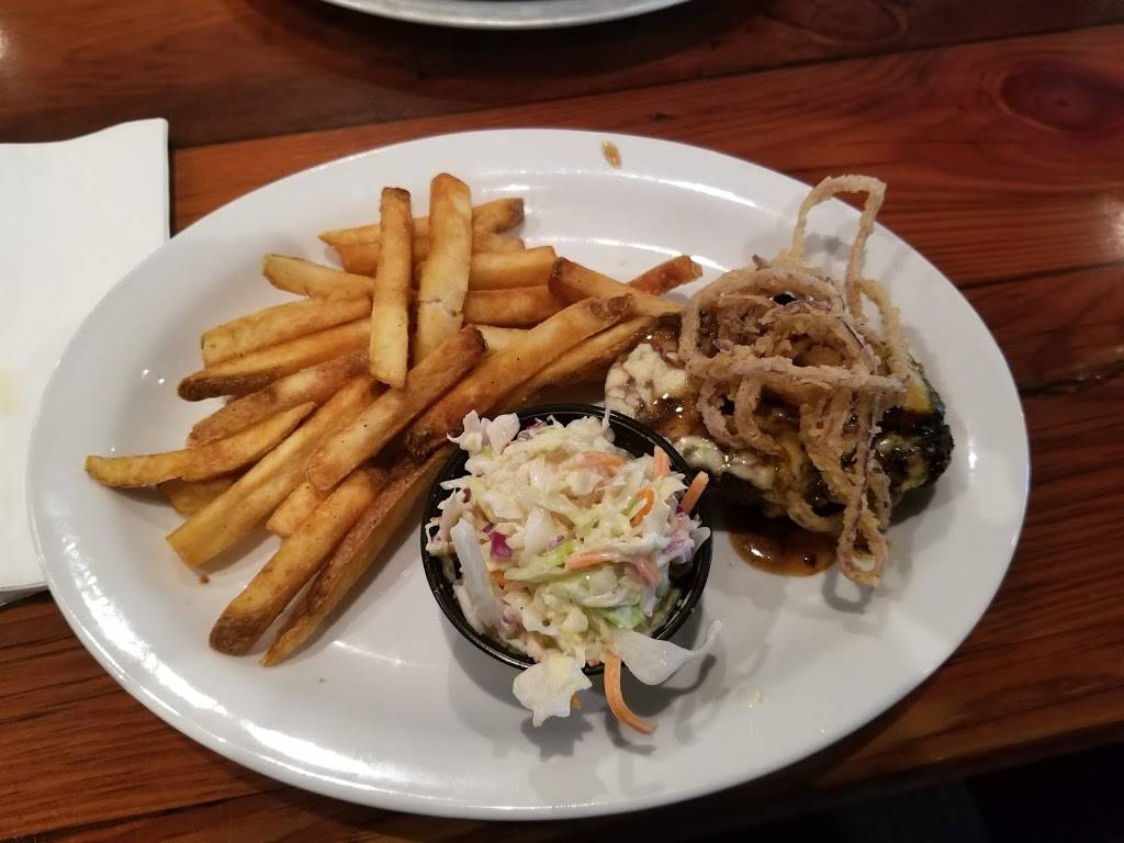 Millers Ale House - Winter Park | restaurant | 101 University Park Dr, Winter Park, FL 32792, USA | 4076711011 OR +1 407-671-1011