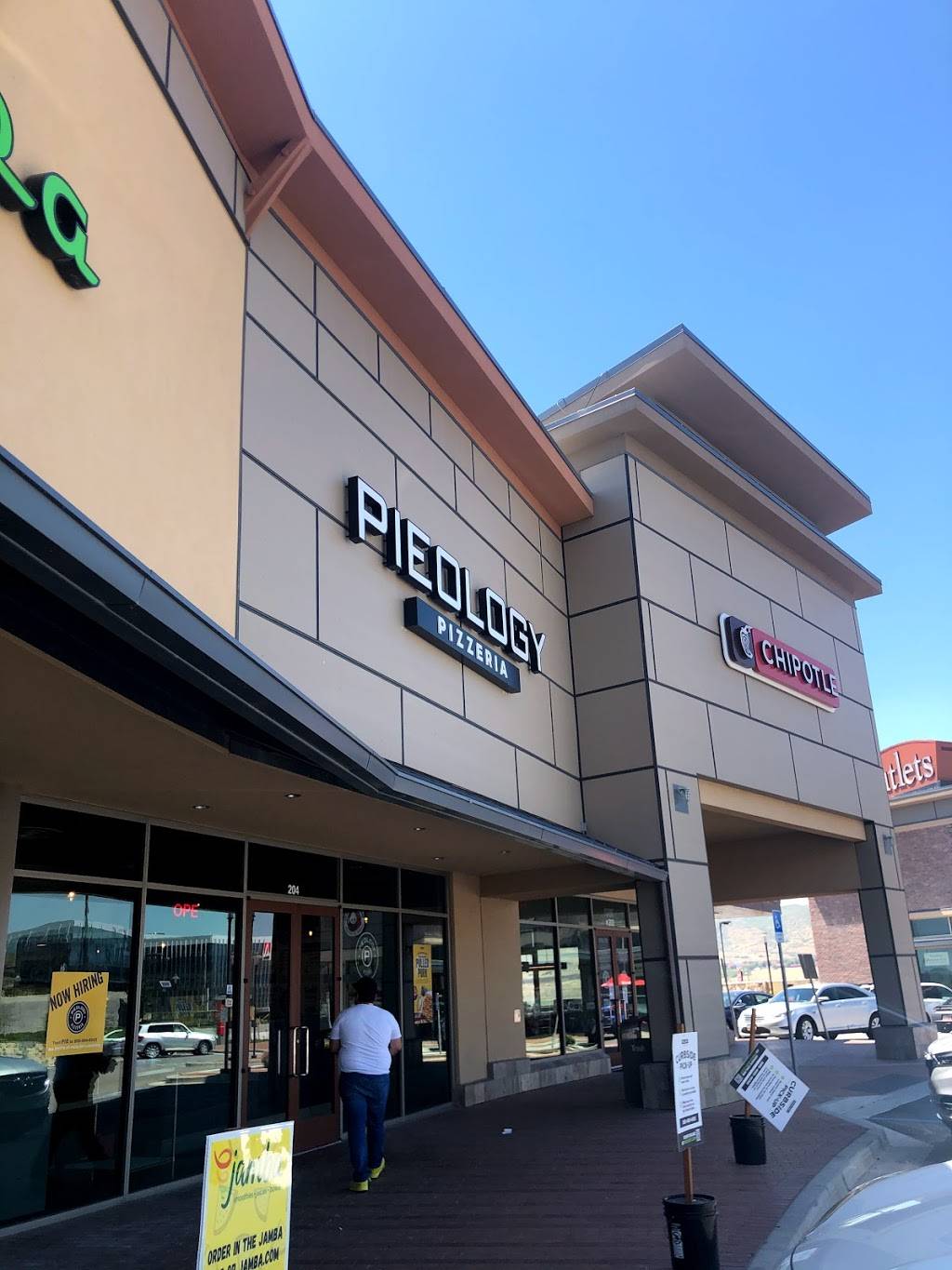 Pieology Pizzeria Lehi | restaurant | 3601 Digital Dr #204, Lehi, UT 84043, USA | 3852339264 OR +1 385-233-9264