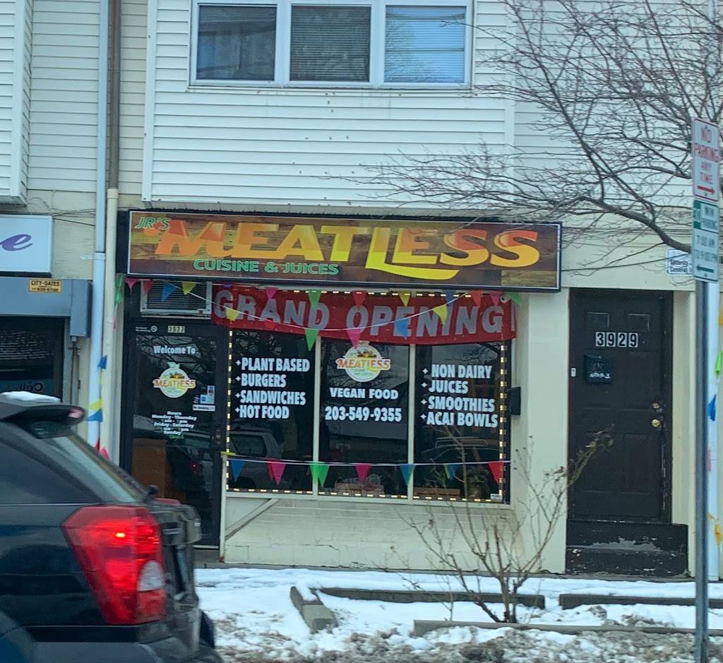 Jrs Meatless Cuisine and Juices | restaurant | 3927 Main St, Bridgeport, CT 06606, USA | 2035499355 OR +1 203-549-9355