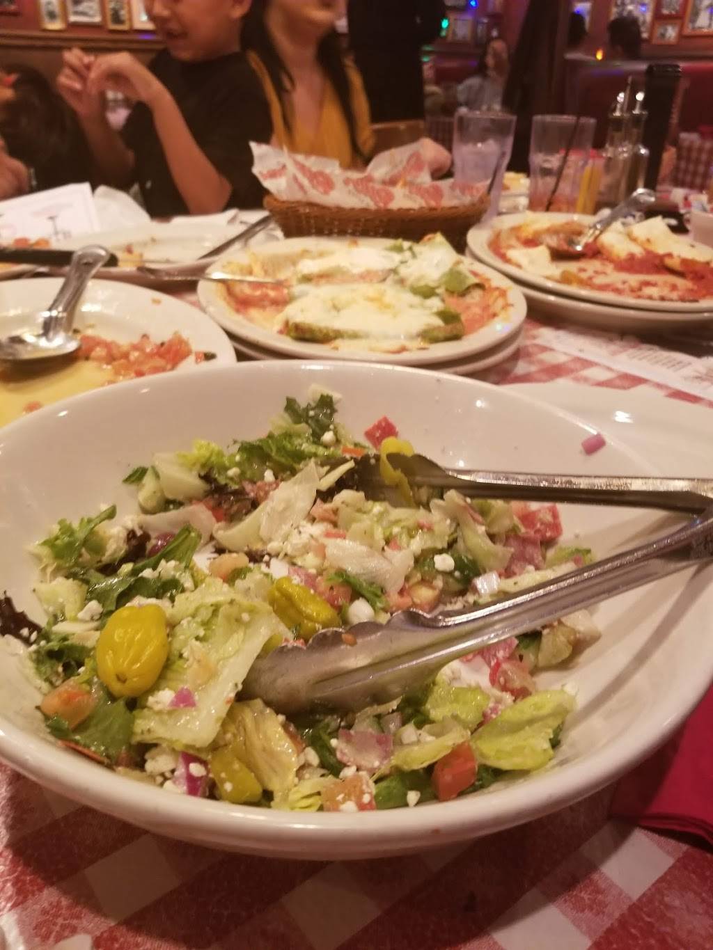 Buca di Beppo Italian Restaurant | restaurant | 80 W E Green St, Pasadena, CA 91105, USA | 6267927272 OR +1 626-792-7272