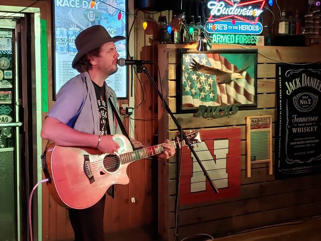 Bucks Bar and Grill | restaurant | 27849 W Center Rd, Waterloo, NE 68069, USA | 4023594322 OR +1 402-359-4322