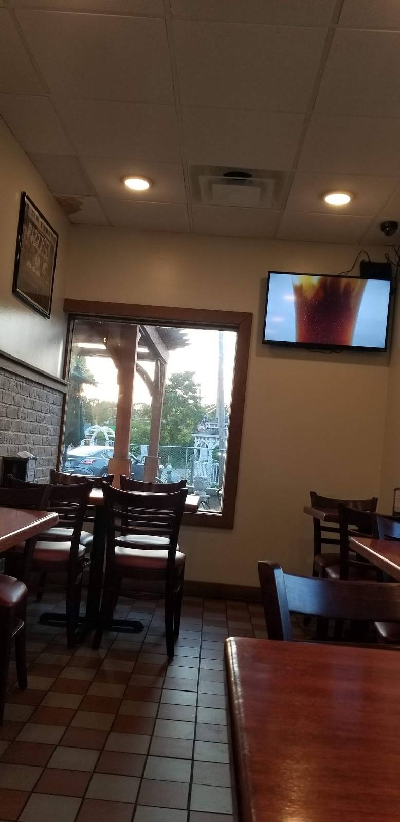 Pinis Pizzeria | restaurant | 749 Boston Rd, Billerica, MA 01821, USA | 9783623910 OR +1 978-362-3910