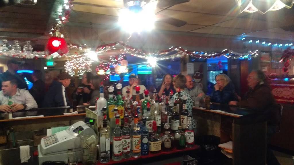 Olde Towne Grill | restaurant | 15924 W High St, Middlefield, OH 44062, USA | 4406320932 OR +1 440-632-0932