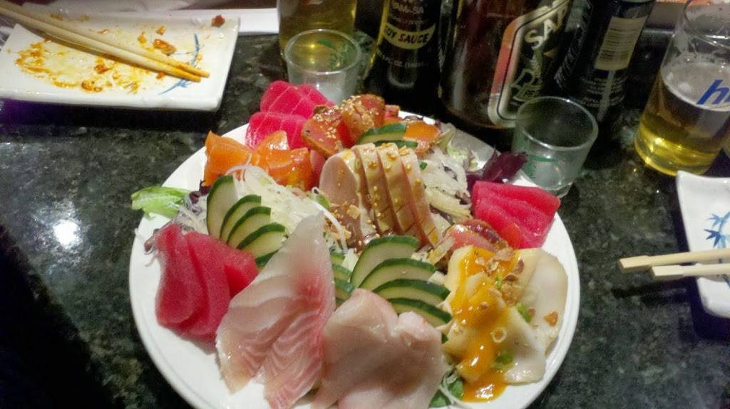 Yomama Sushi | restaurant | 4900 Verdugo Way, Camarillo, CA 93012, USA | 8053840677 OR +1 805-384-0677