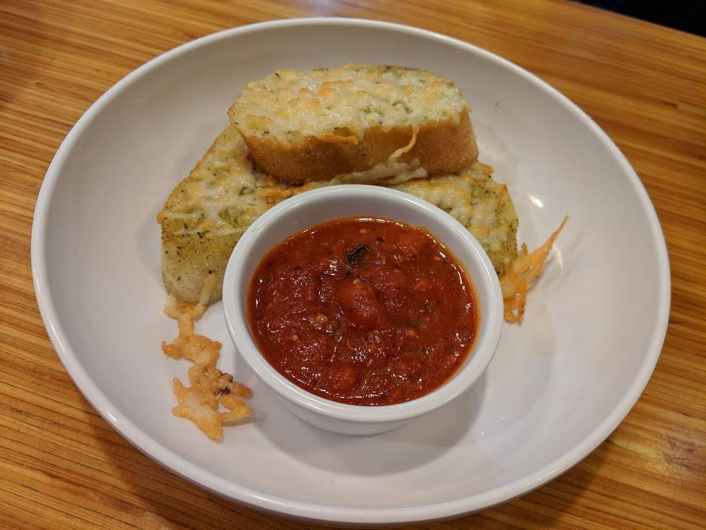 Noodles and Company | restaurant | 8016 Providence Rd, Charlotte, NC 28277, USA | 7047527803 OR +1 704-752-7803