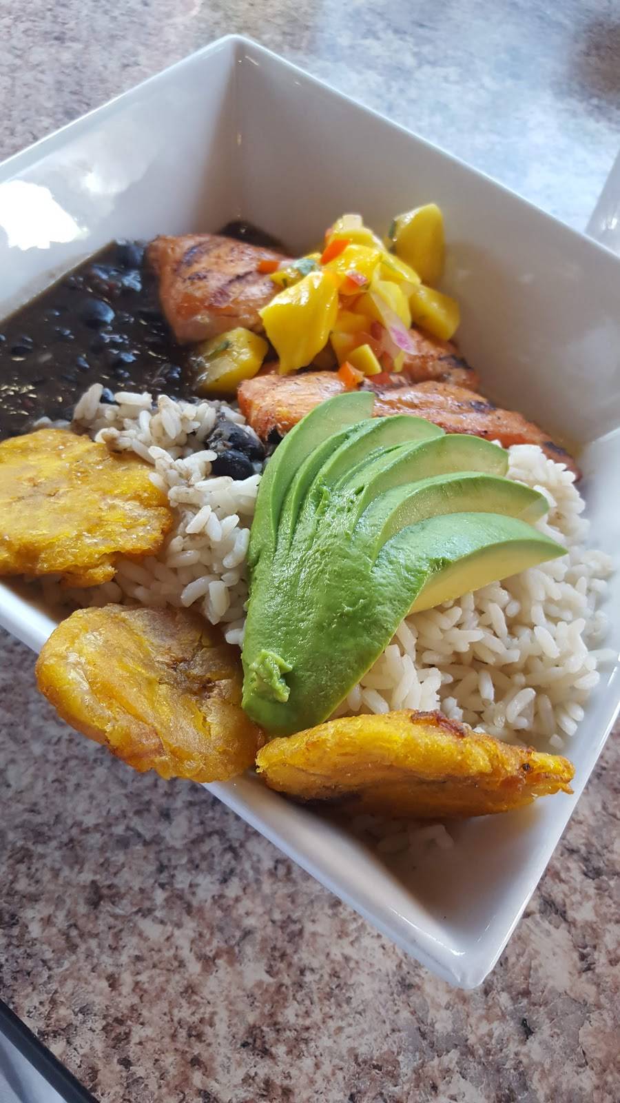 Fuego Latin Fusion Bar & Restaurant | restaurant | 438 S Broadway, Salem, NH 03079, USA | 6034586585 OR +1 603-458-6585