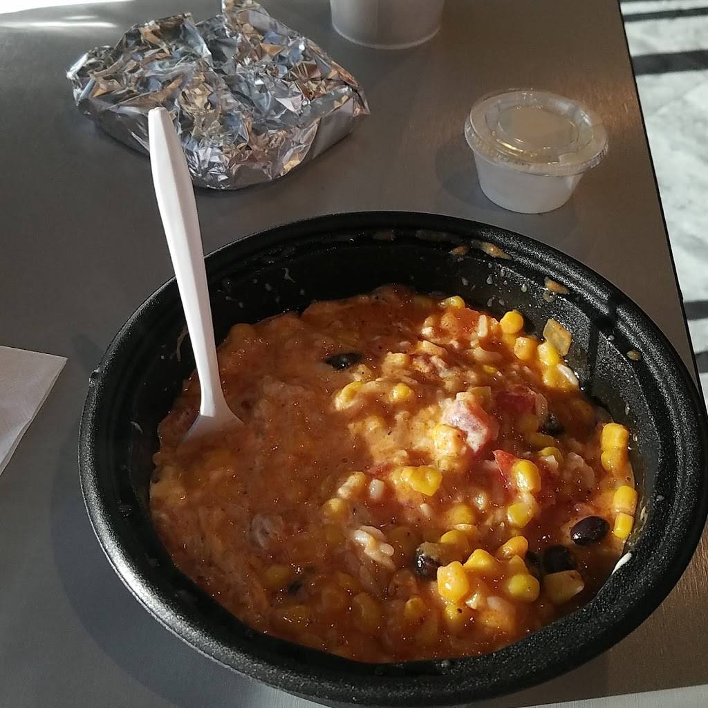 J. Gumbos | restaurant | 8603 Citadel Way # 101, Louisville, KY 40220, USA | 5024934720 OR +1 502-493-4720