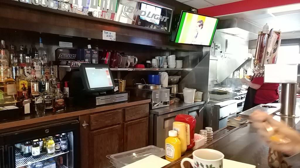 Badger Tavern | restaurant | 1612 Seminole Hwy, Madison, WI 53711, USA | 6082861450 OR +1 608-286-1450