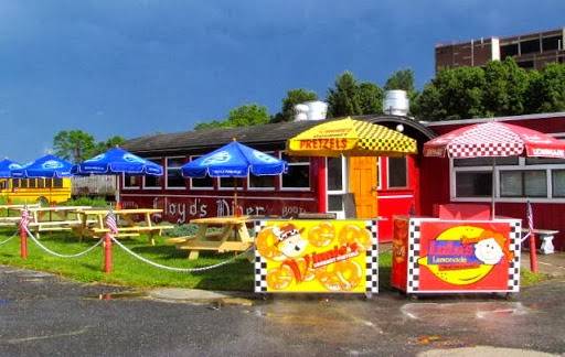 Lloyds Diner | restaurant | 184 Fountain St, Framingham, MA 01702, USA | 5088798750 OR +1 508-879-8750