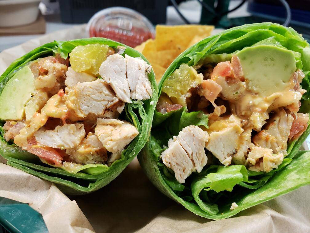 FINS TropiCali Cuisine - Sea Girt | restaurant | 2100 NJ-35, Sea Girt, NJ 08750, USA | 7323598210 OR +1 732-359-8210